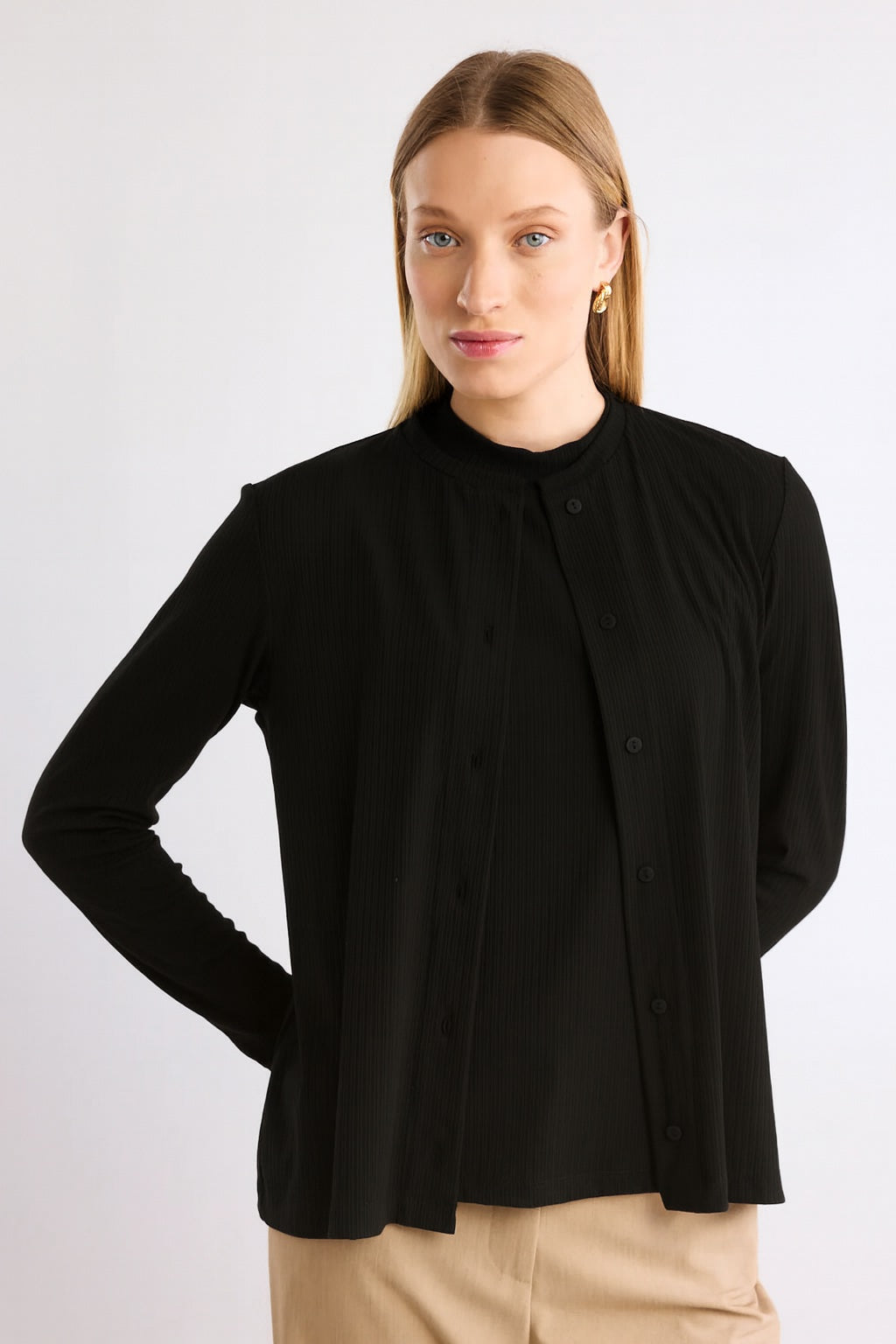 קרדיגן Earth בשחור