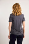 Vi T-shirt in Dark Smoky Grey