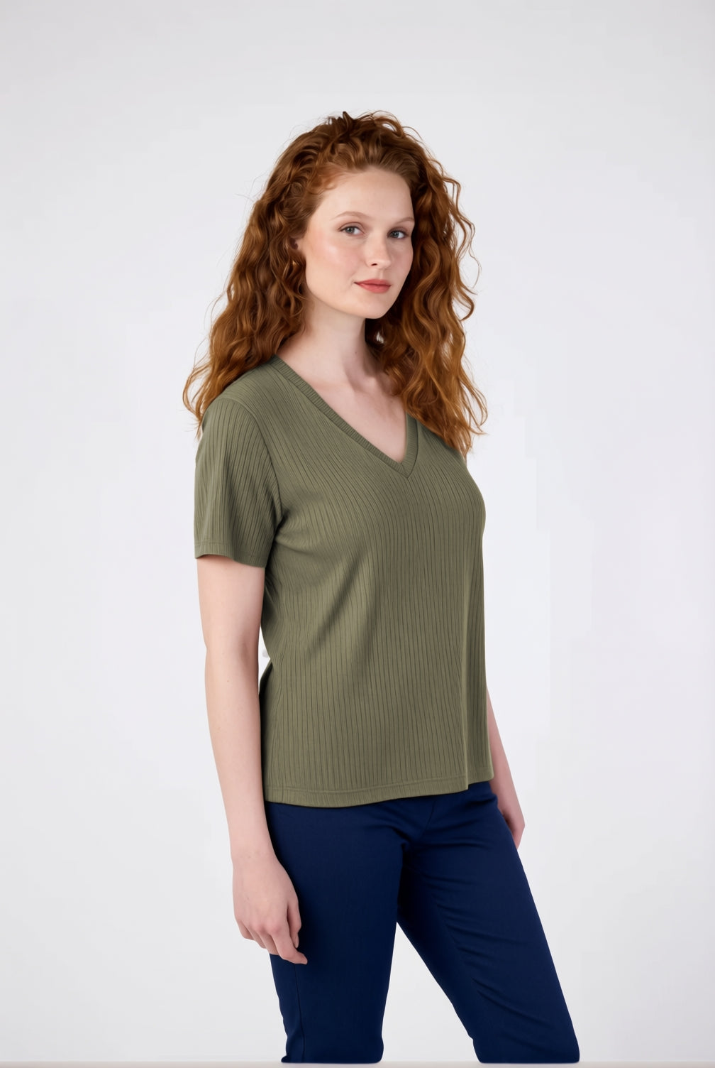 חולצה Atmosphere בירוק זית