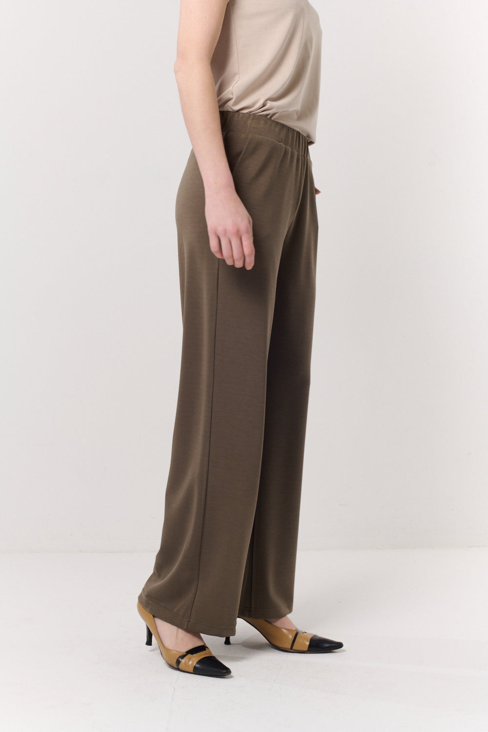 מכנסיים Liberty 2 בחום ירקרק - Flo by Ella Braitman