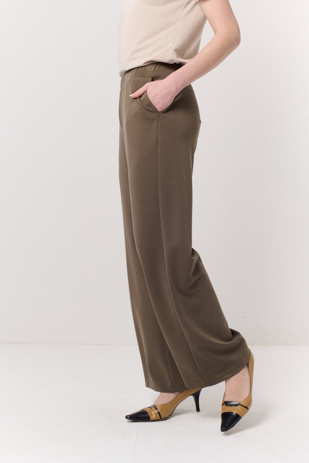 מכנסיים Liberty 2 בחום ירקרק - Flo by Ella Braitman