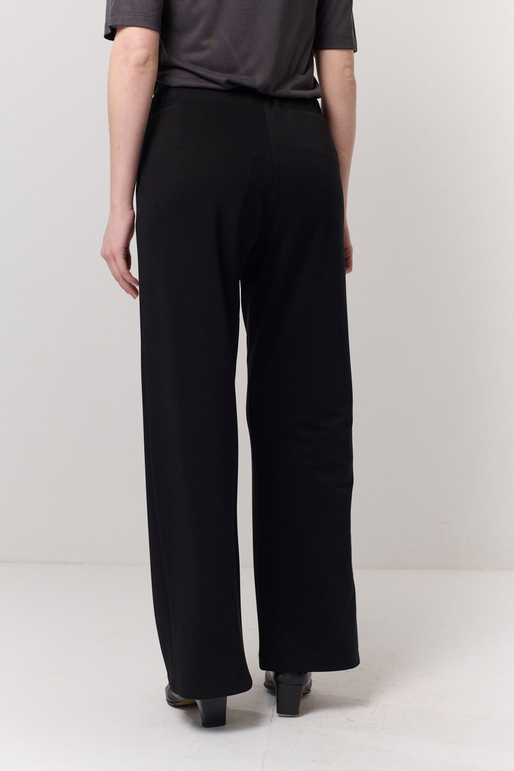 מכנסיים Liberty 2 בשחור - Flo by Ella Braitman