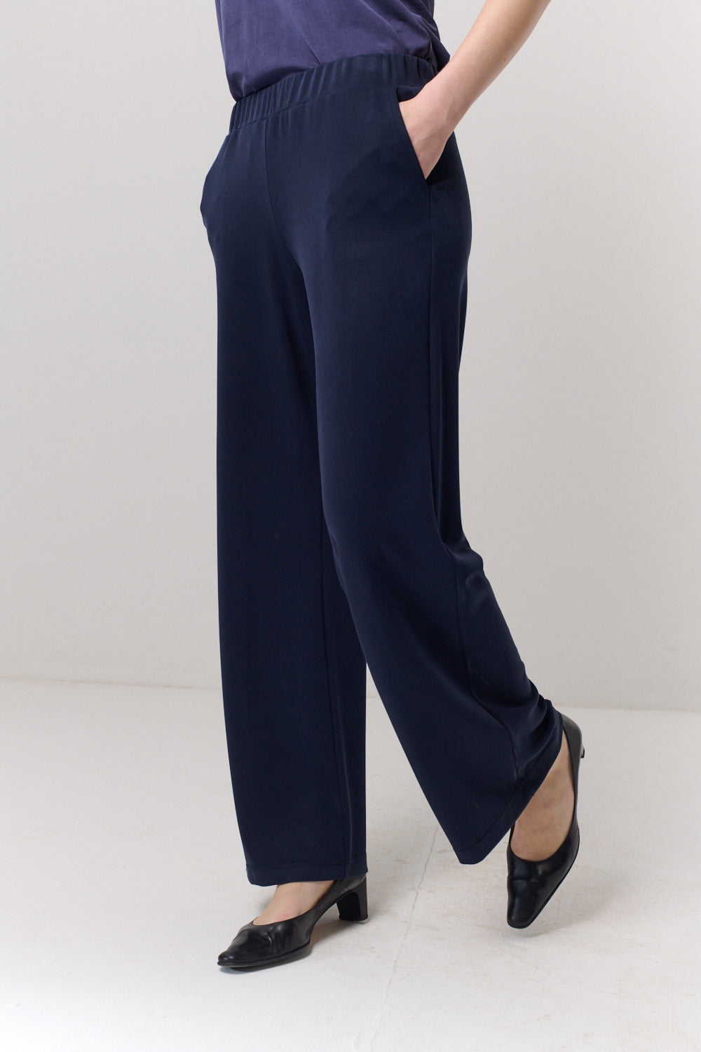 מכנסיים Liberty 2 בכחול כהה - Flo by Ella Braitman