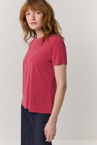 חולצה טי Round באדום מעושן - Flo by Ella Braitman