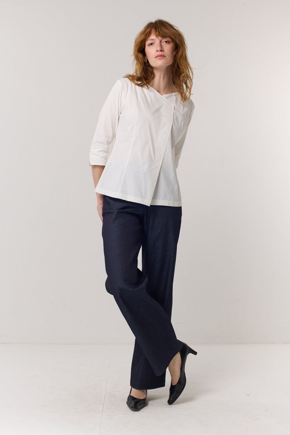 חולצה Linea בלבן - Flo by Ella Braitman