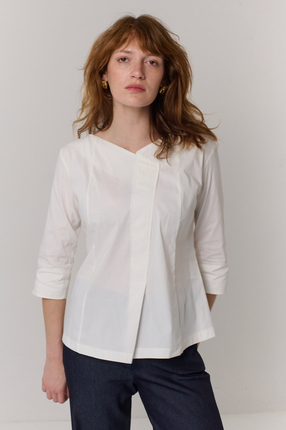 חולצה Linea בלבן - Flo by Ella Braitman